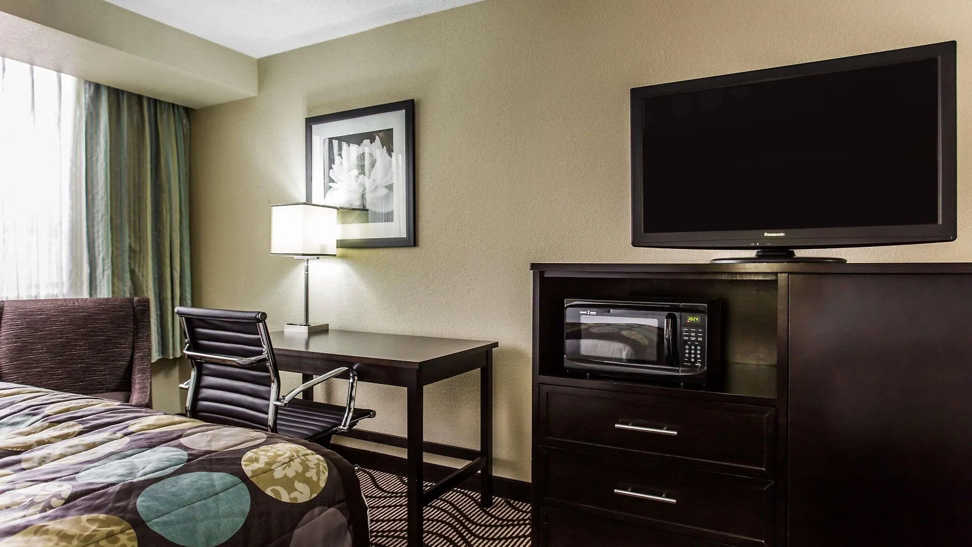 Red Lion Hotel Charlotte 3*,