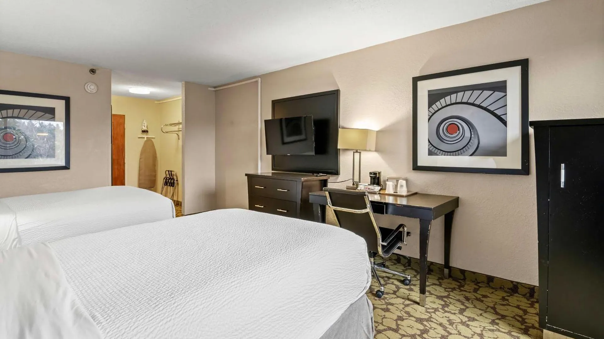 Red Lion Hotel Charlotte 3*,